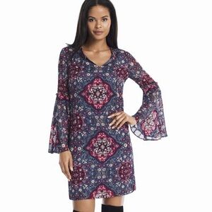 White House Black Market Shift Dress Women’s M Blue Bell Sleeve Medallion